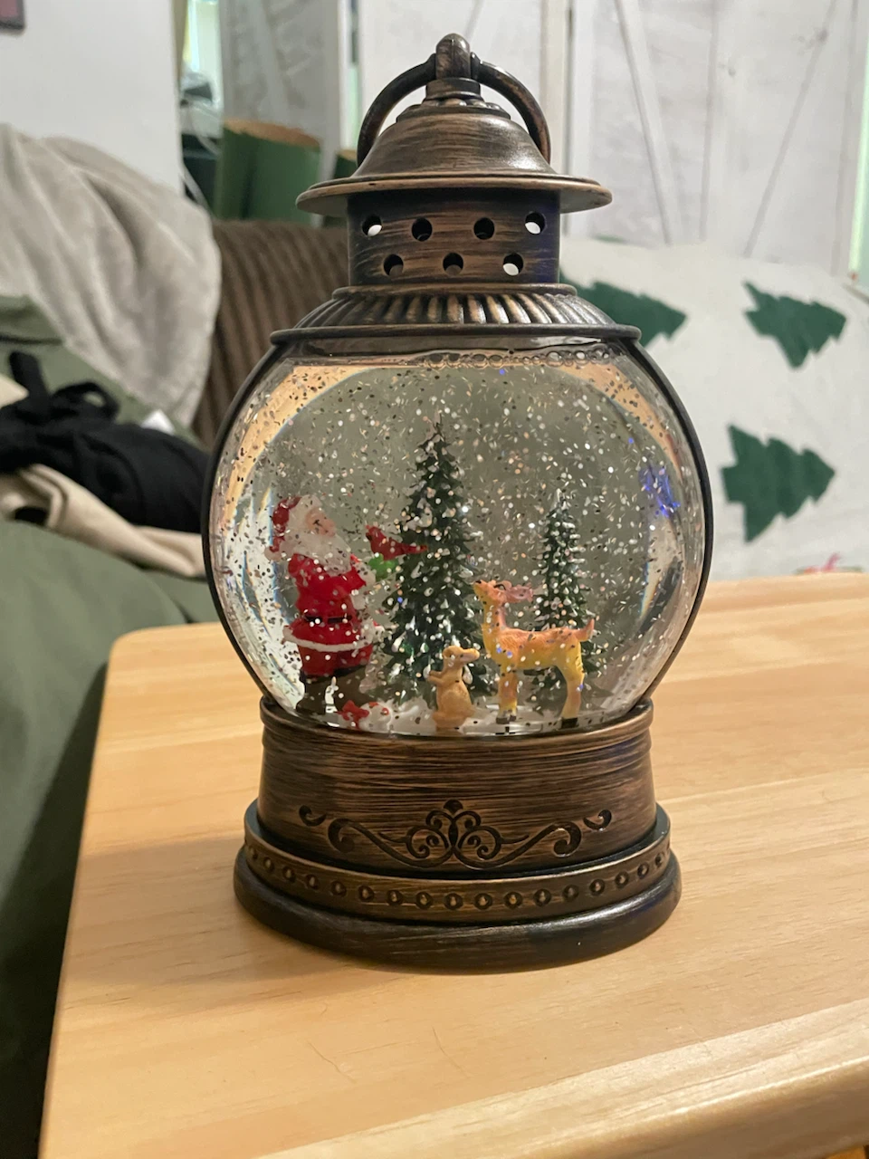 Light-Up Christmas Santa Lantern Snow Globe - photo 2