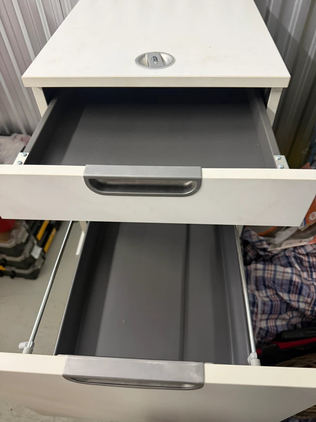 White 2- Drawer Filing Cabinet with Lock - photo 2