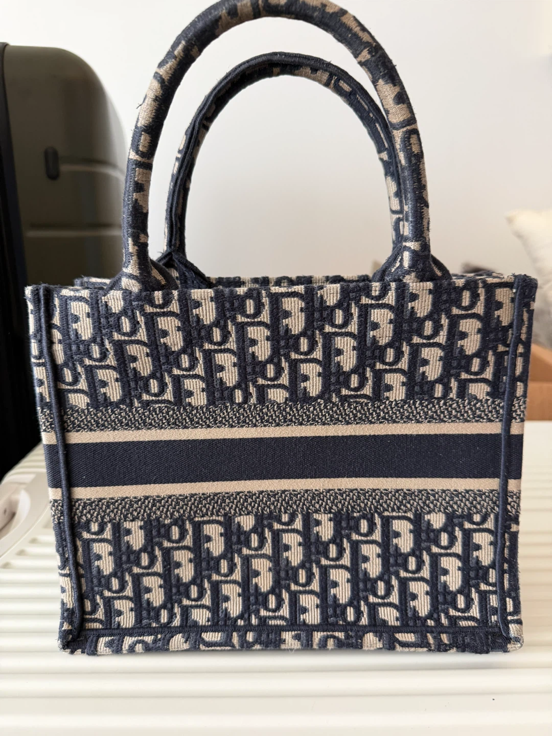 Christian Dior Book Tote - photo 2