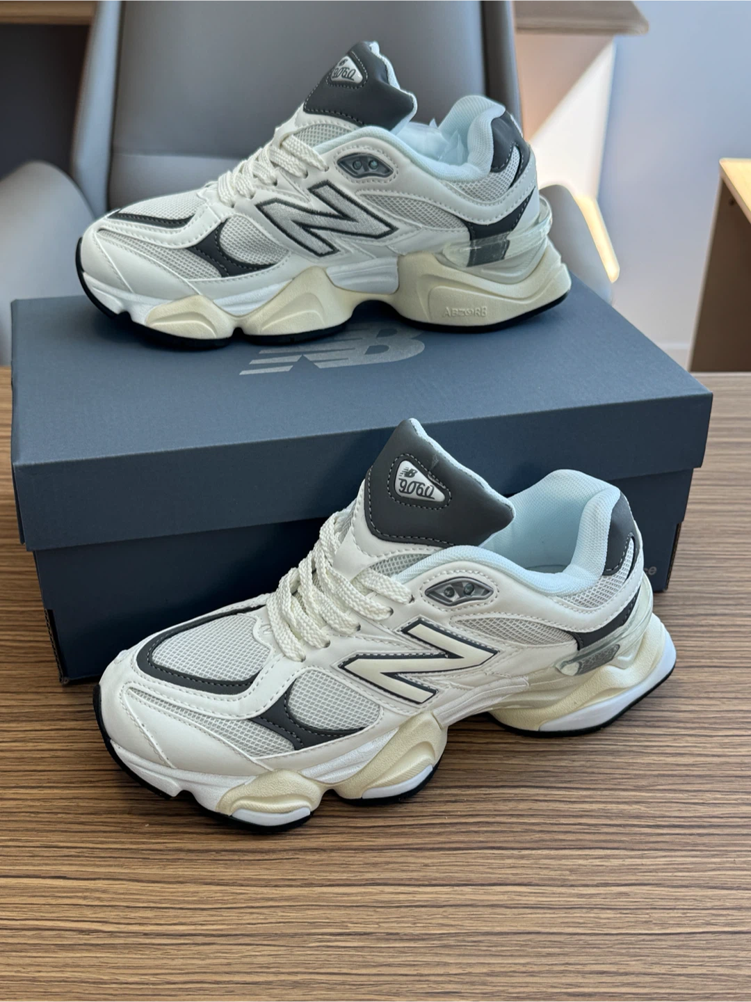 Bottes New Balance 9060