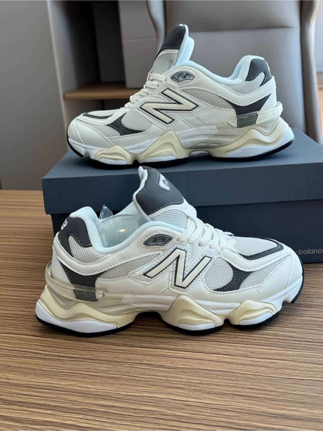 Bottes New Balance 9060 - photo 3