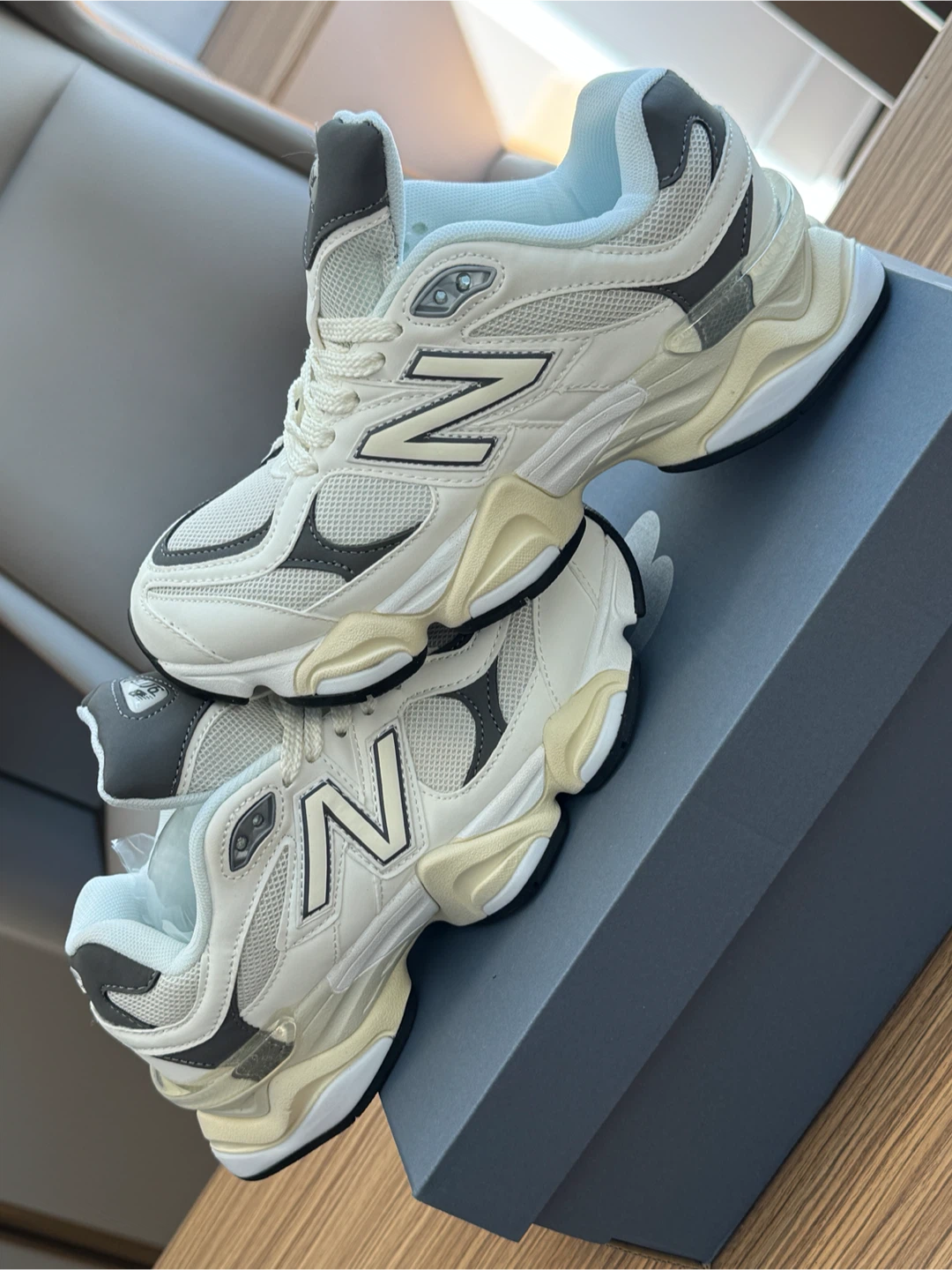 Bottes New Balance 9060 - photo 4