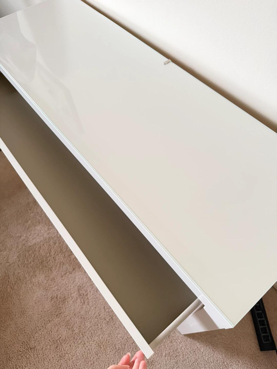 IKEA MALM Dressing Table – White High Gloss - photo 3