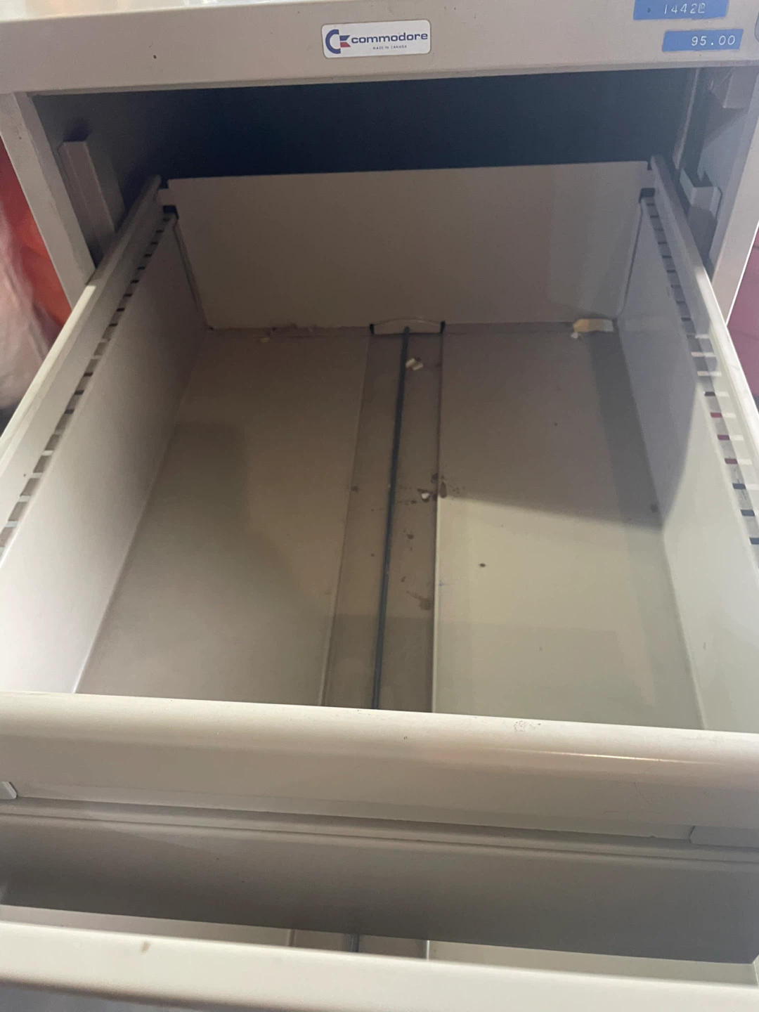 Commodore 4-Drawer Filing Cabinet - photo 3