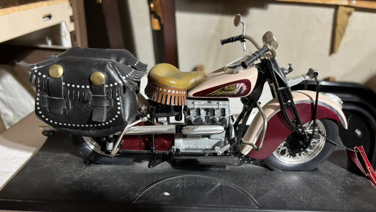 Indian Motorcycle Metal Model - photo 5
