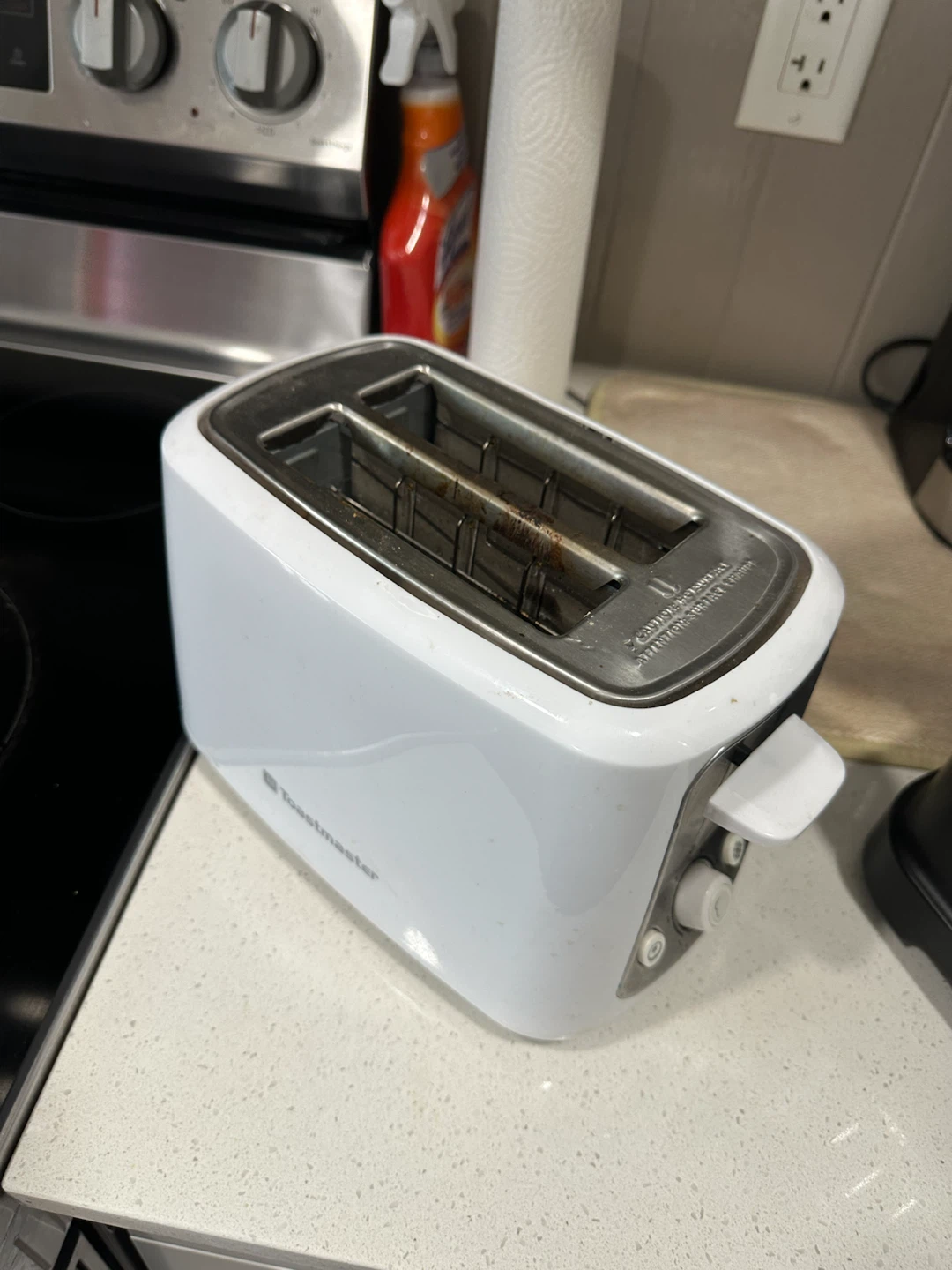 Toastmaster White 2-Slice Toaster - photo 3