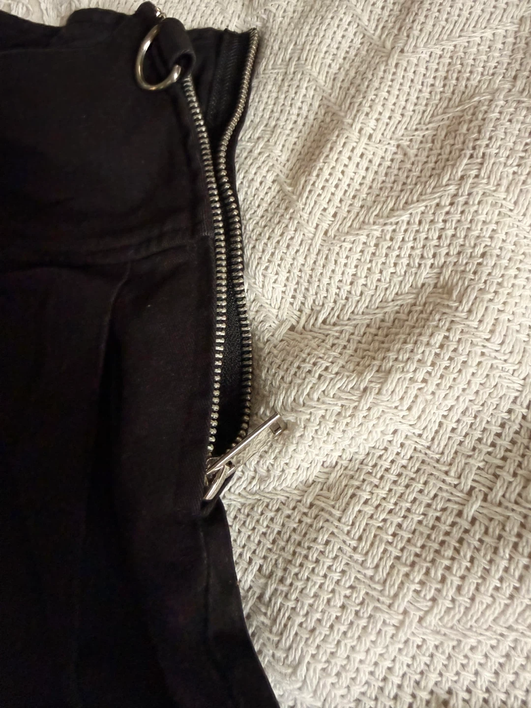 Black Pleated Skirt - Size L (Horoscopez) - photo 2