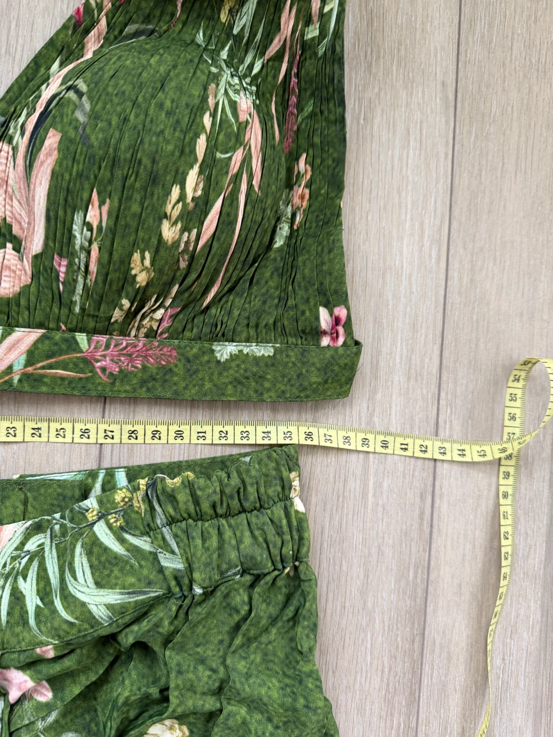 Arpita Mehta Green Floral Pleated Co-ord Set - photo 4
