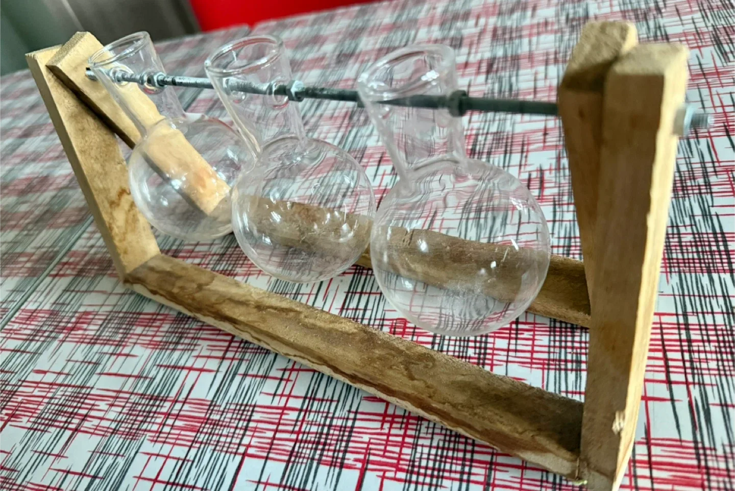 Wooden Frame 3-Vial Plant Propagation Station - photo 3