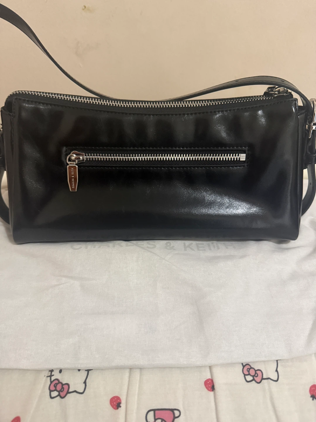 Charles & Keith Black Rachel Front-Pocket Chain Shoulder Bag - photo 2