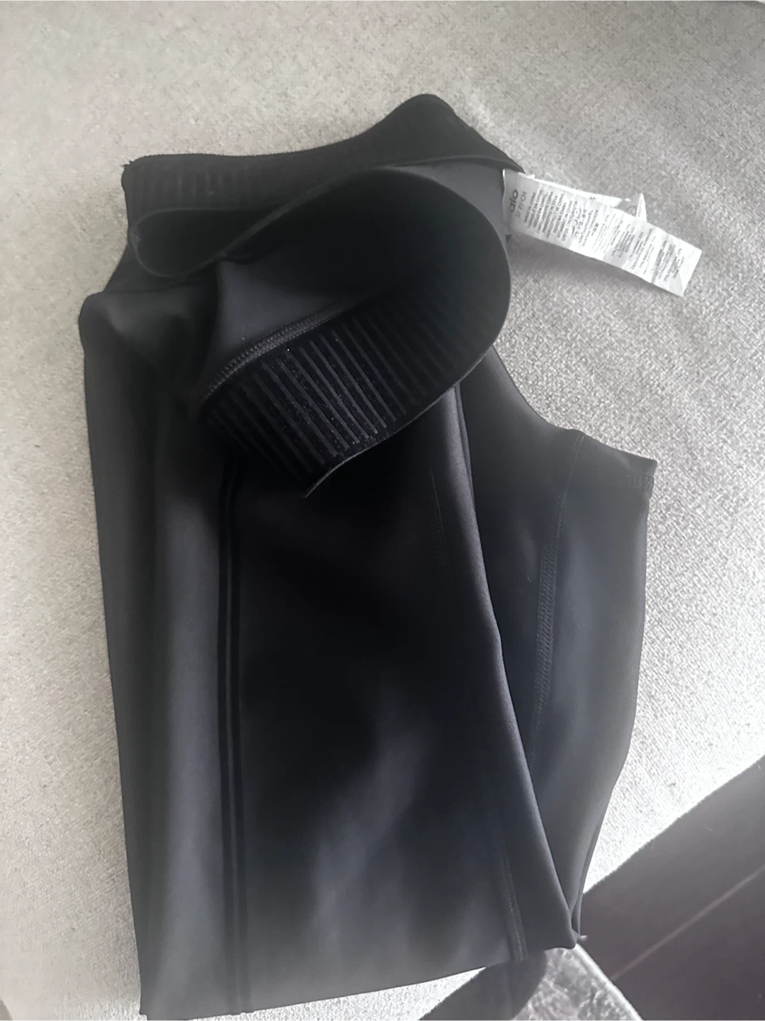 ALO Yoga Black High Waist Leggings - photo 3