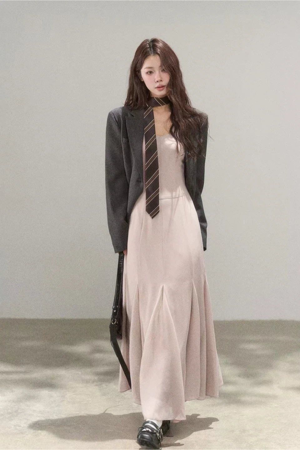 Women's Blush Pink Mermaid Hem Dress - photo 2