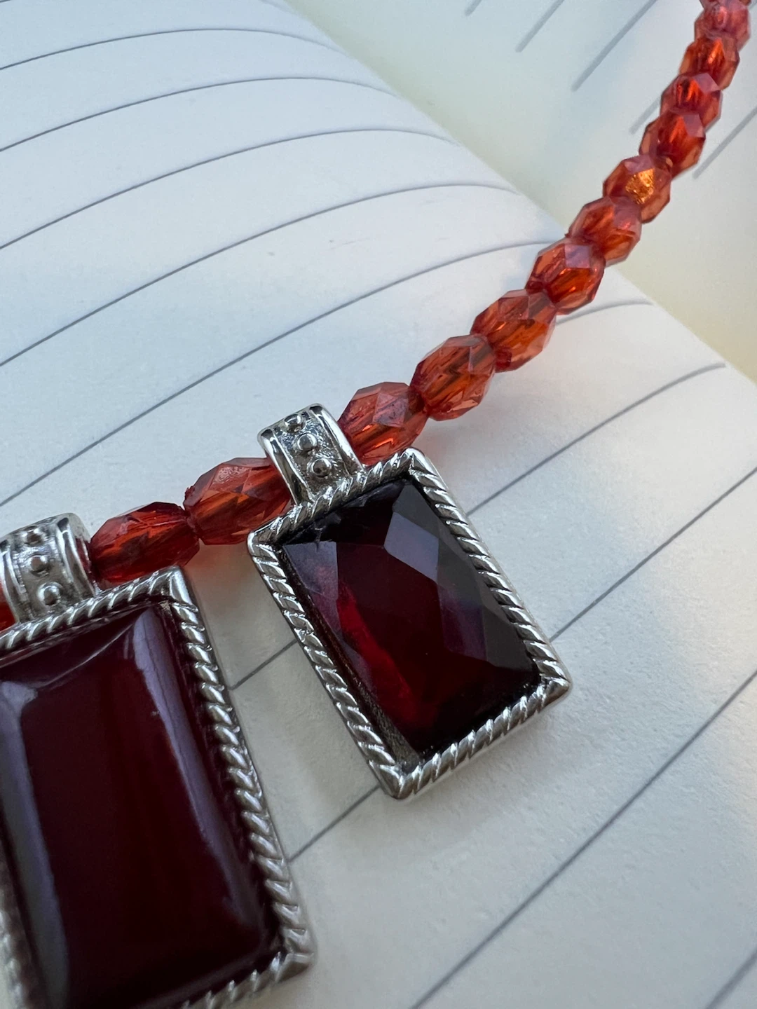 Vintage-Style Statement Necklace - photo 4