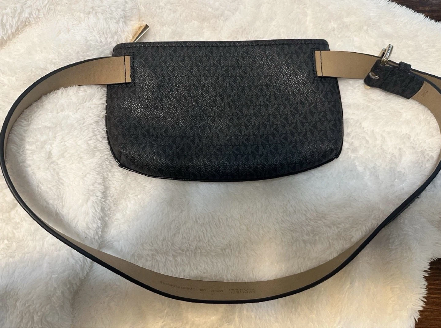 Authenthic Michaer Kors Black L /XL Singnature Belt Bag - photo 2