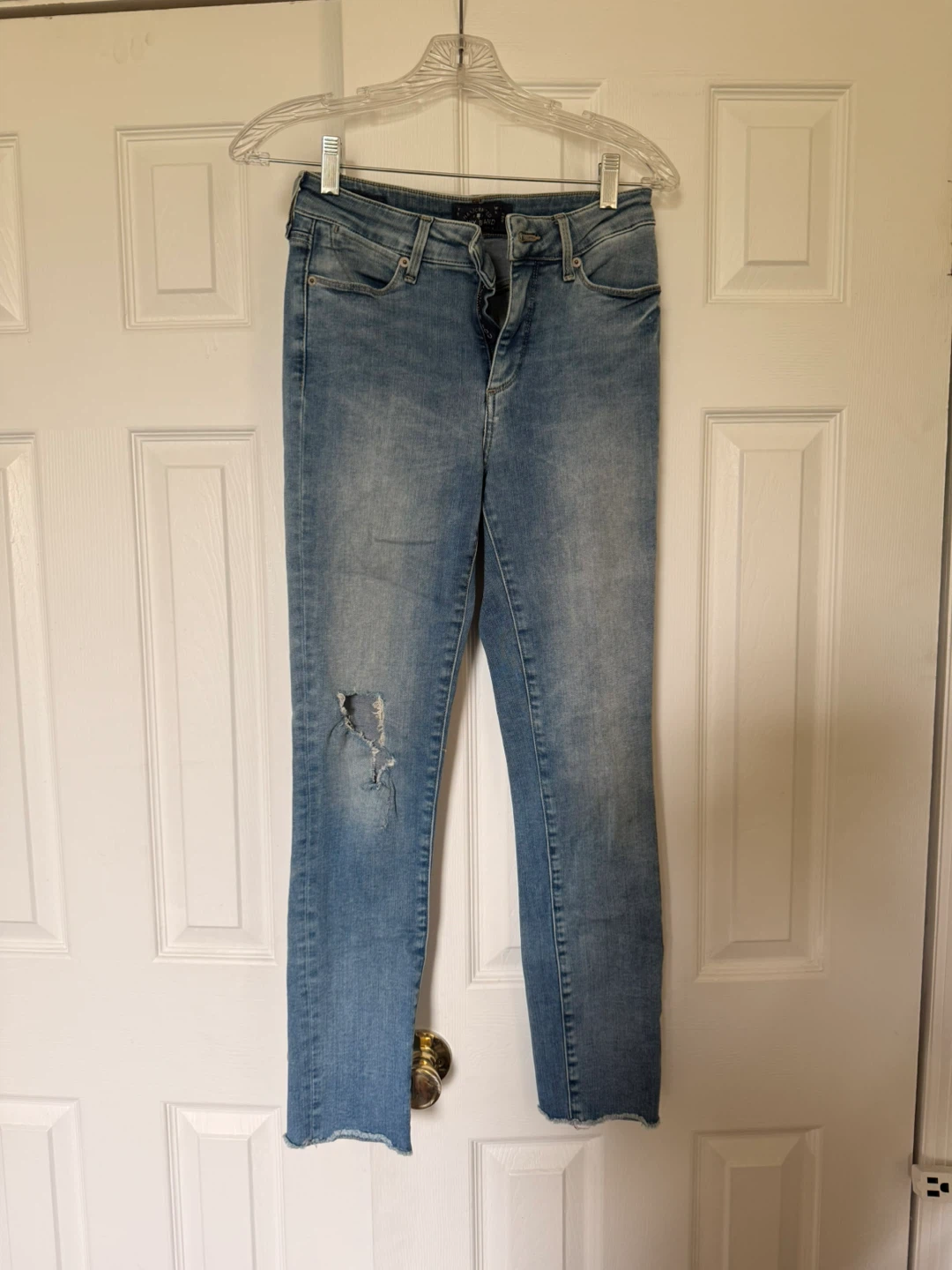 Distressed Skinny Jeans Size 4/27 (Lucky Brand)