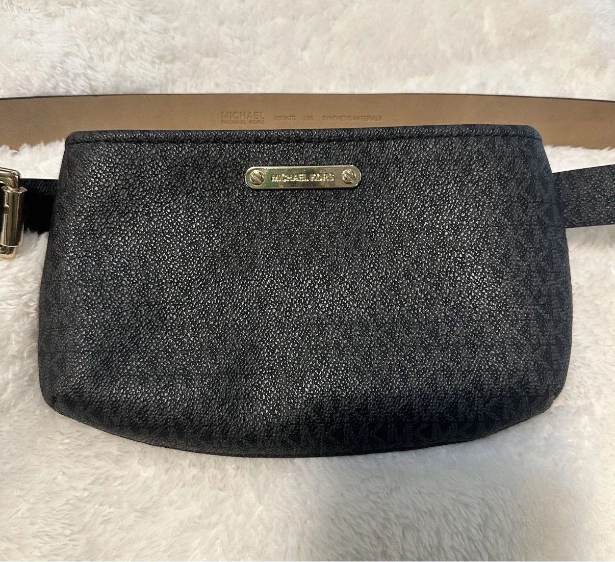 Authenthic Michaer Kors Black L /XL Singnature Belt Bag
