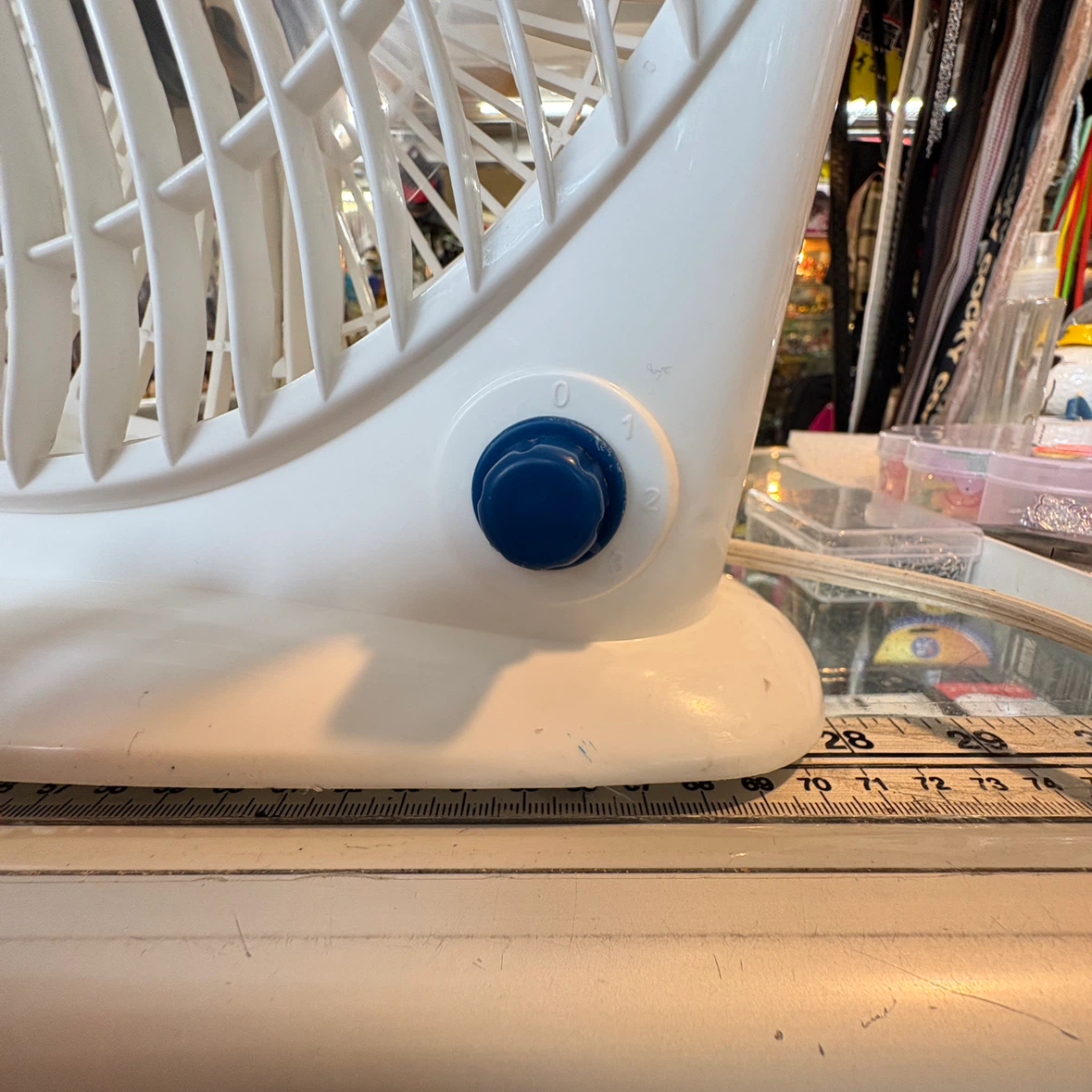White Airworks Desk Fan - photo 3
