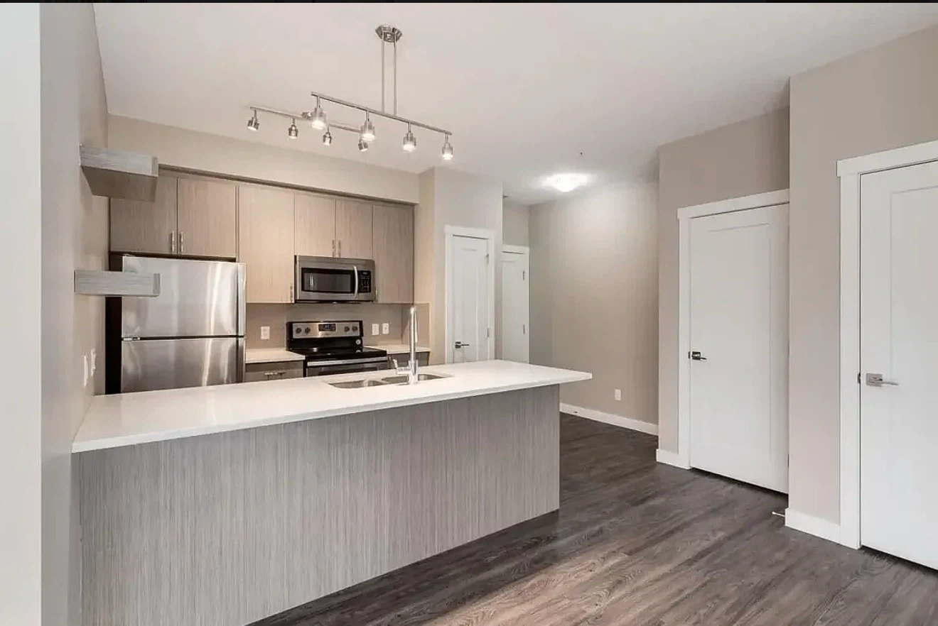 2 BED + 2 BATH | 1,000 SQ. FT. |RENT $1,850