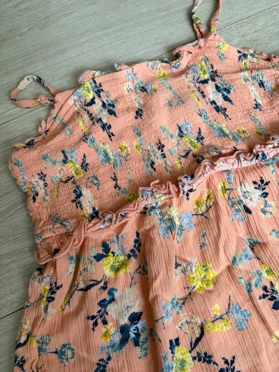 Girls Floral Smocked Dress - photo 3