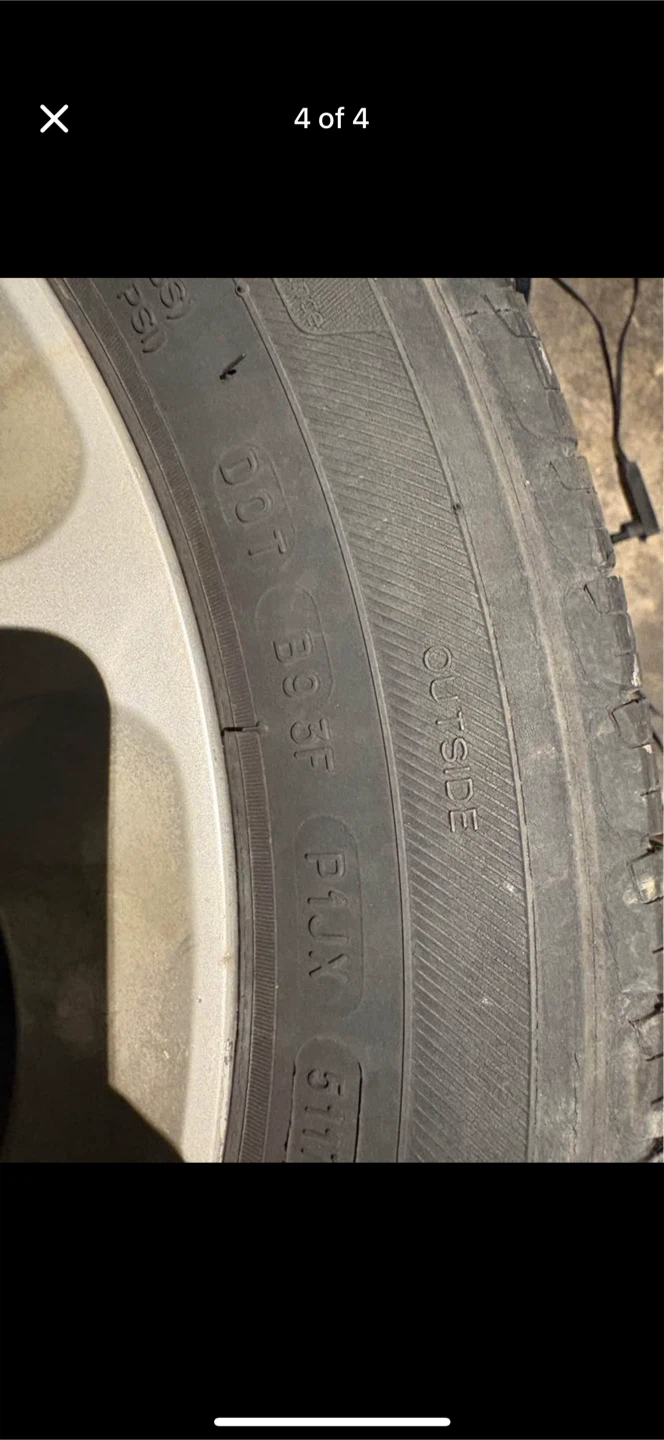 Set of 4 Michelin Tires w/ rims 215/55R17