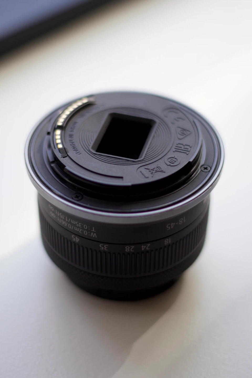 Canon RF-S 18-45mm F4.5-6.3 IS STM Lens - photo 3