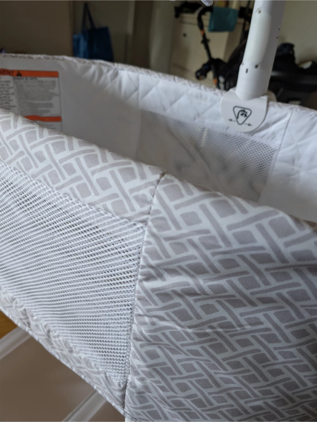 Delta Children Bassinet - photo 2