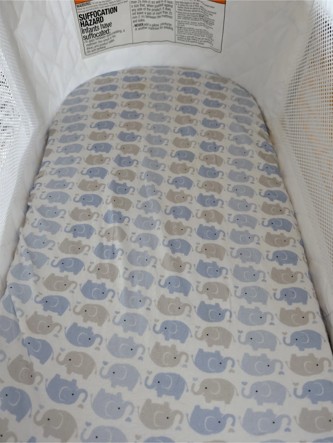 Delta Children Bassinet - photo 3