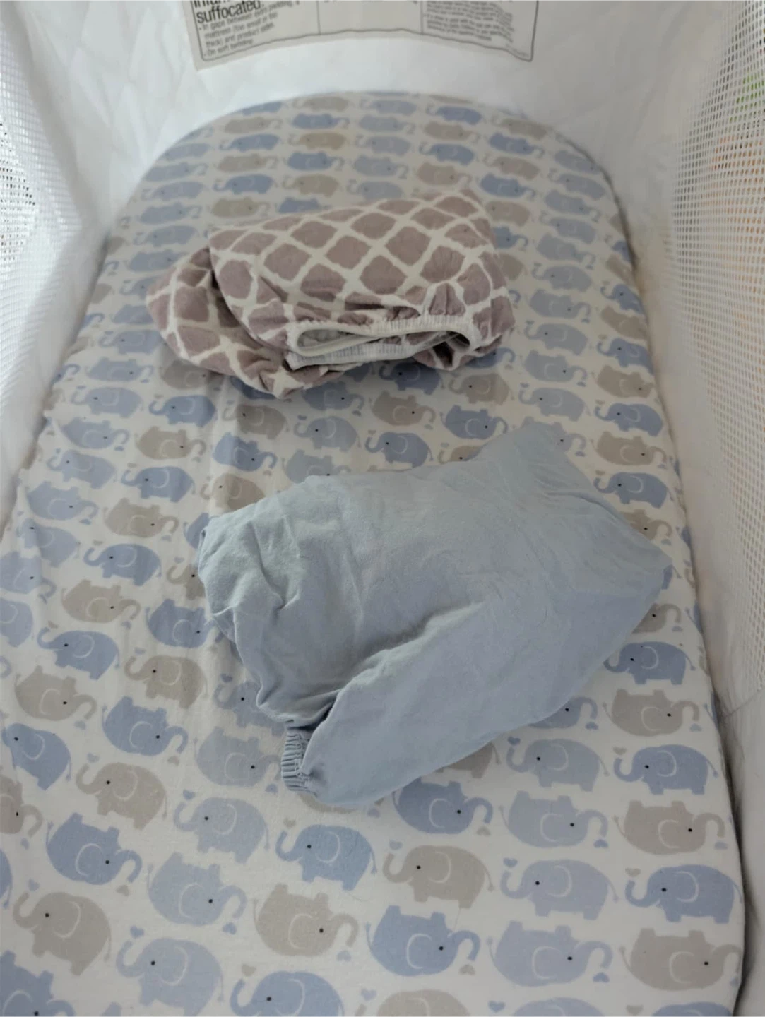 Delta Children Bassinet - photo 4