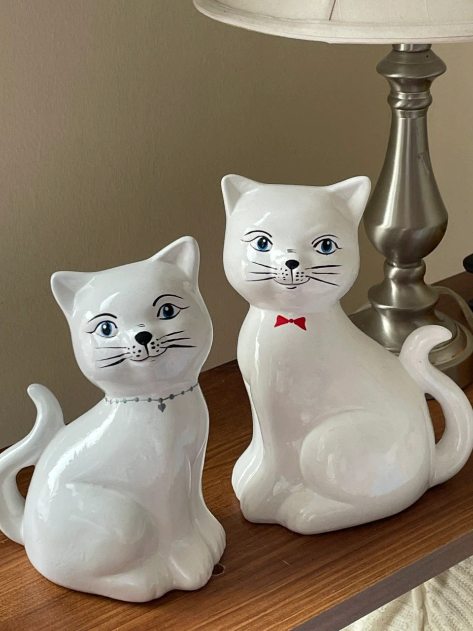 Pair of White Ceramic Cat Figurines - photo 3