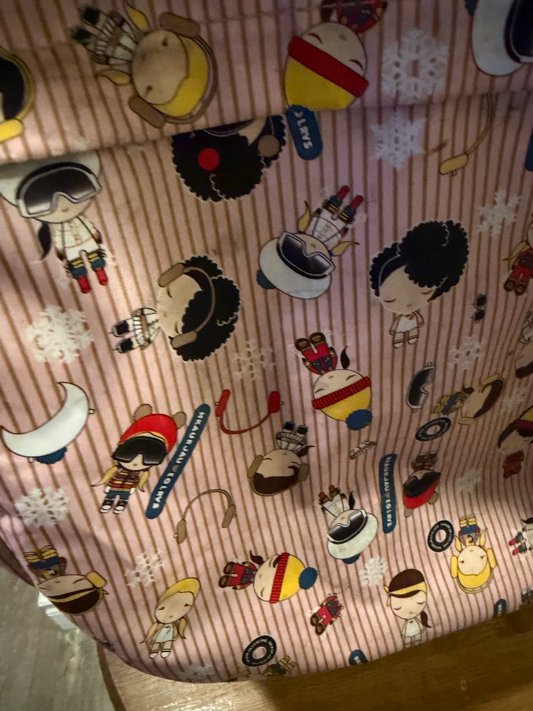 Character print rolling backpack - photo 2