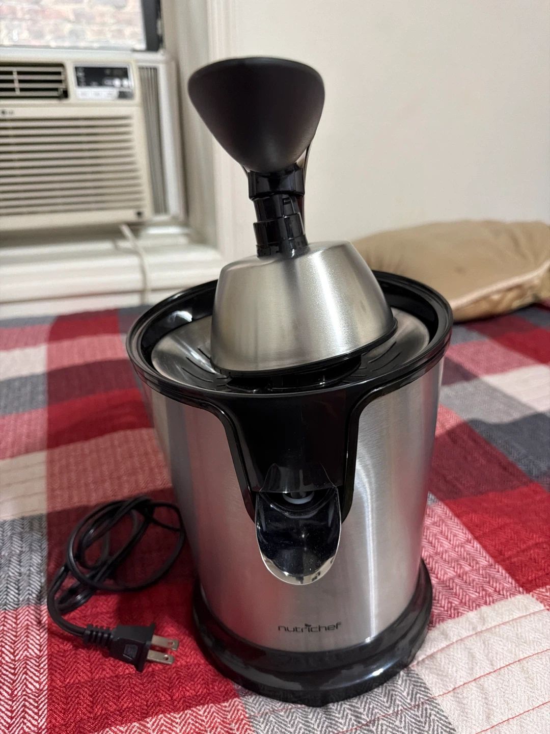 NutriChef Electric Citrus Juicer