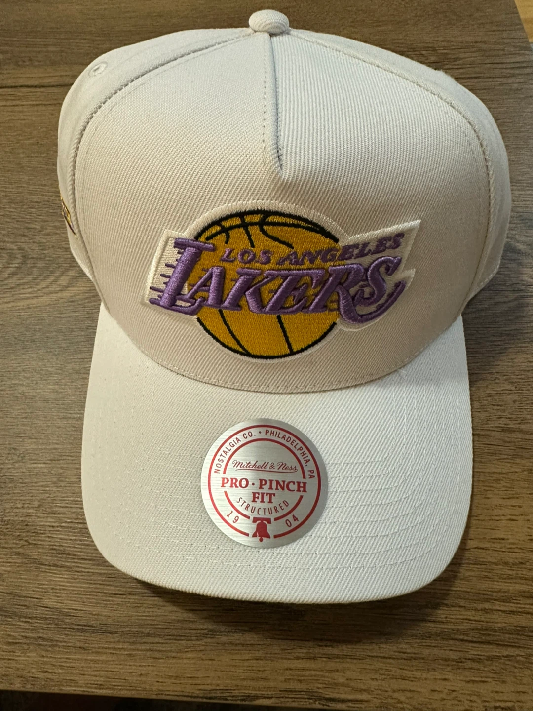 Mitchell & Ness Los Angeles Lakers Snapback Cap