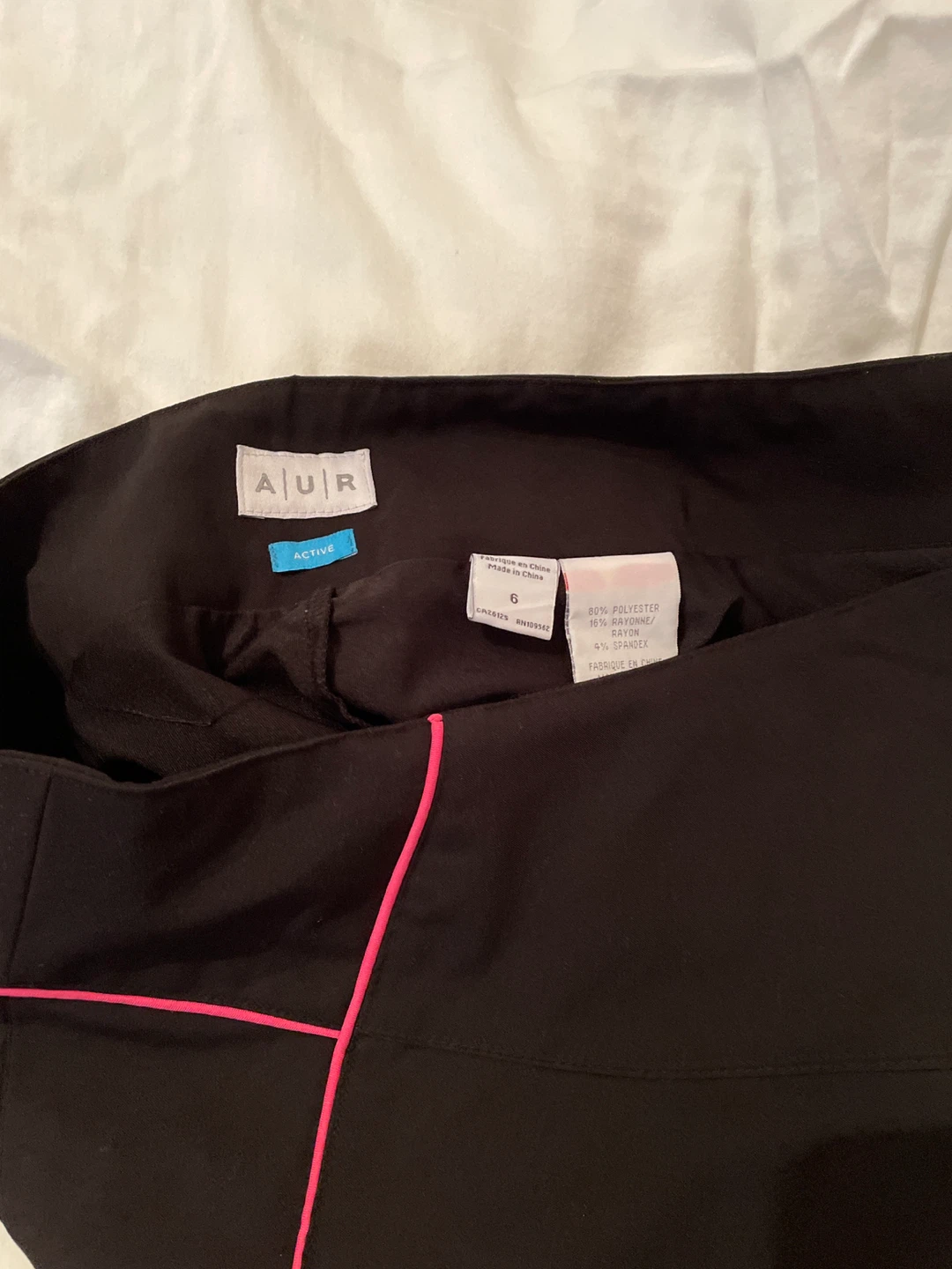 AUR Active Black Golf Skirt with Pink Trim Size 6 - photo 2