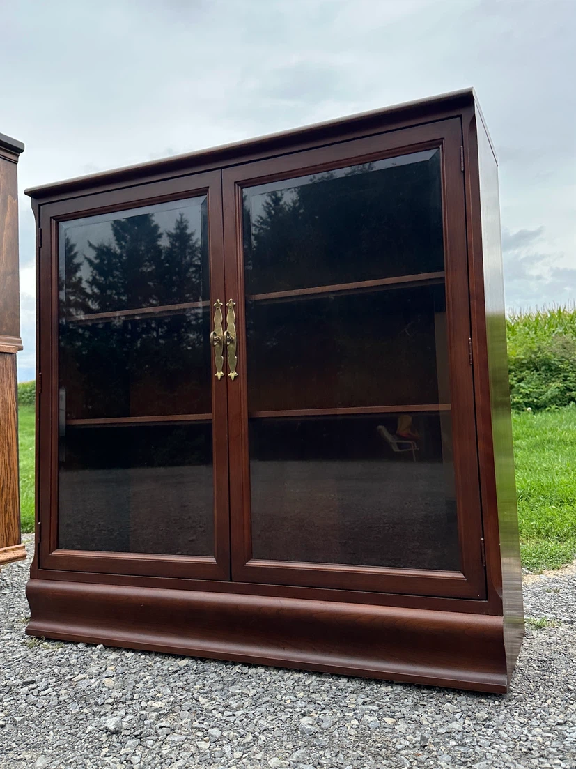 Vintage Gibbard Solid Cherry Cabinet / Bookcase (CAN DELIVER) - photo 4