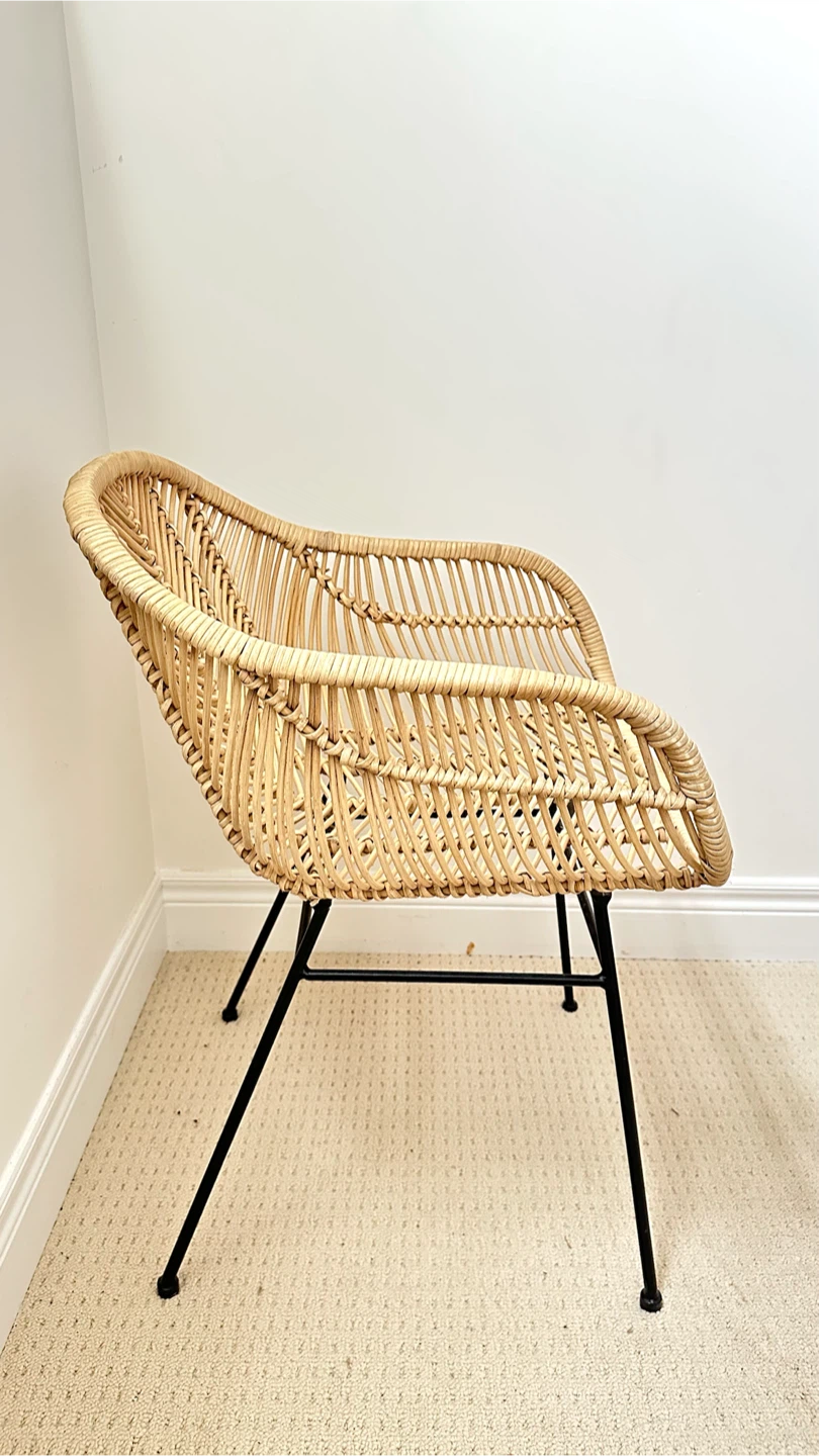 Set of Four Woven Rattan Dining Chair with Black Metal Legs