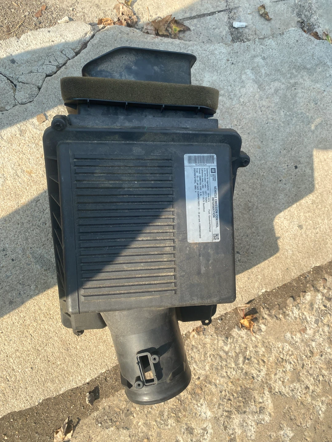 Air filter housing fit Chevy , GMC