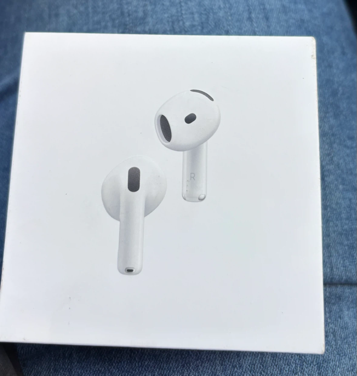 Apple AirPods 4 with Active Noise Cancellation