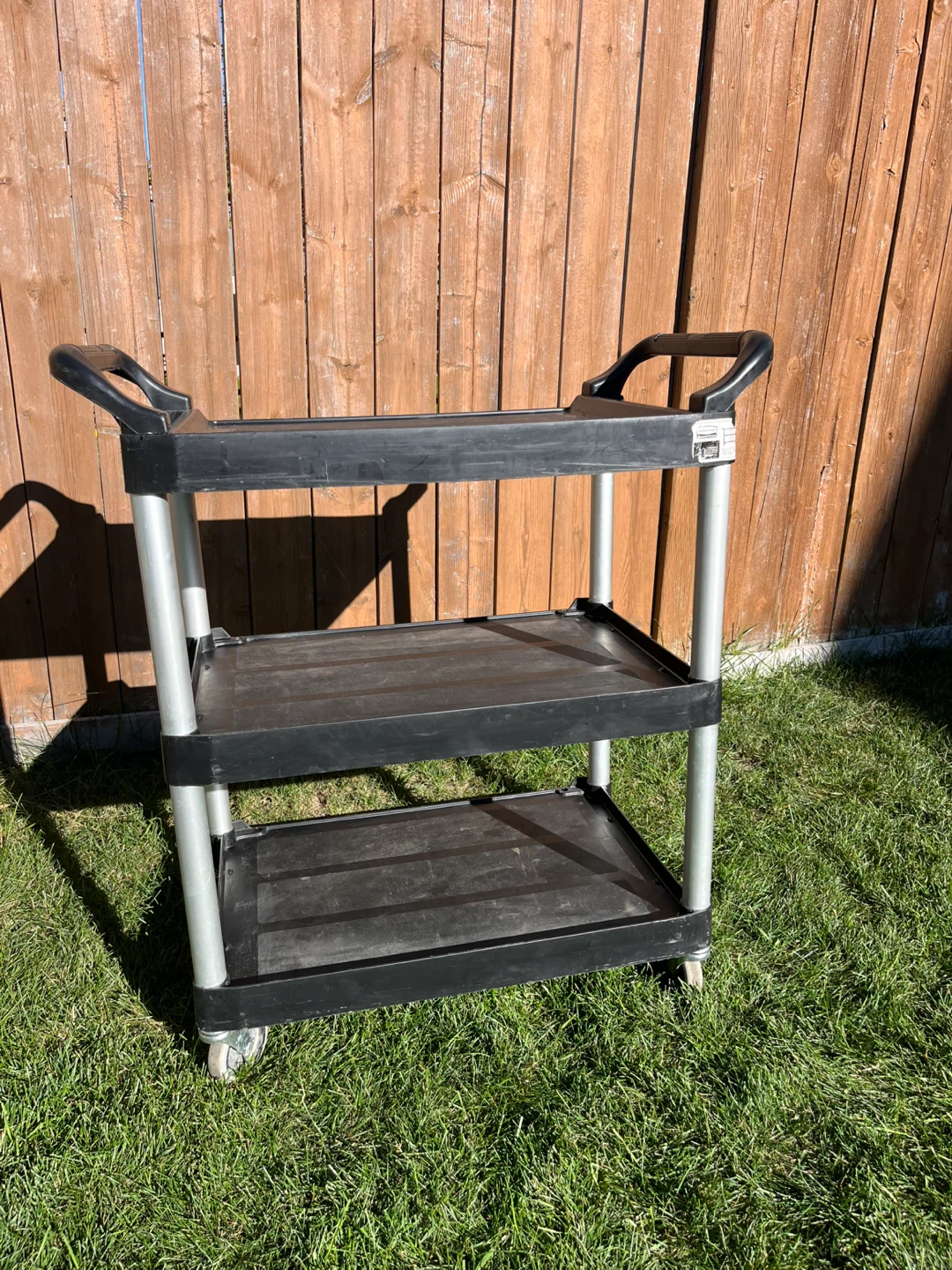 Rubbermaid 3-Tier Utility Cart - photo 4