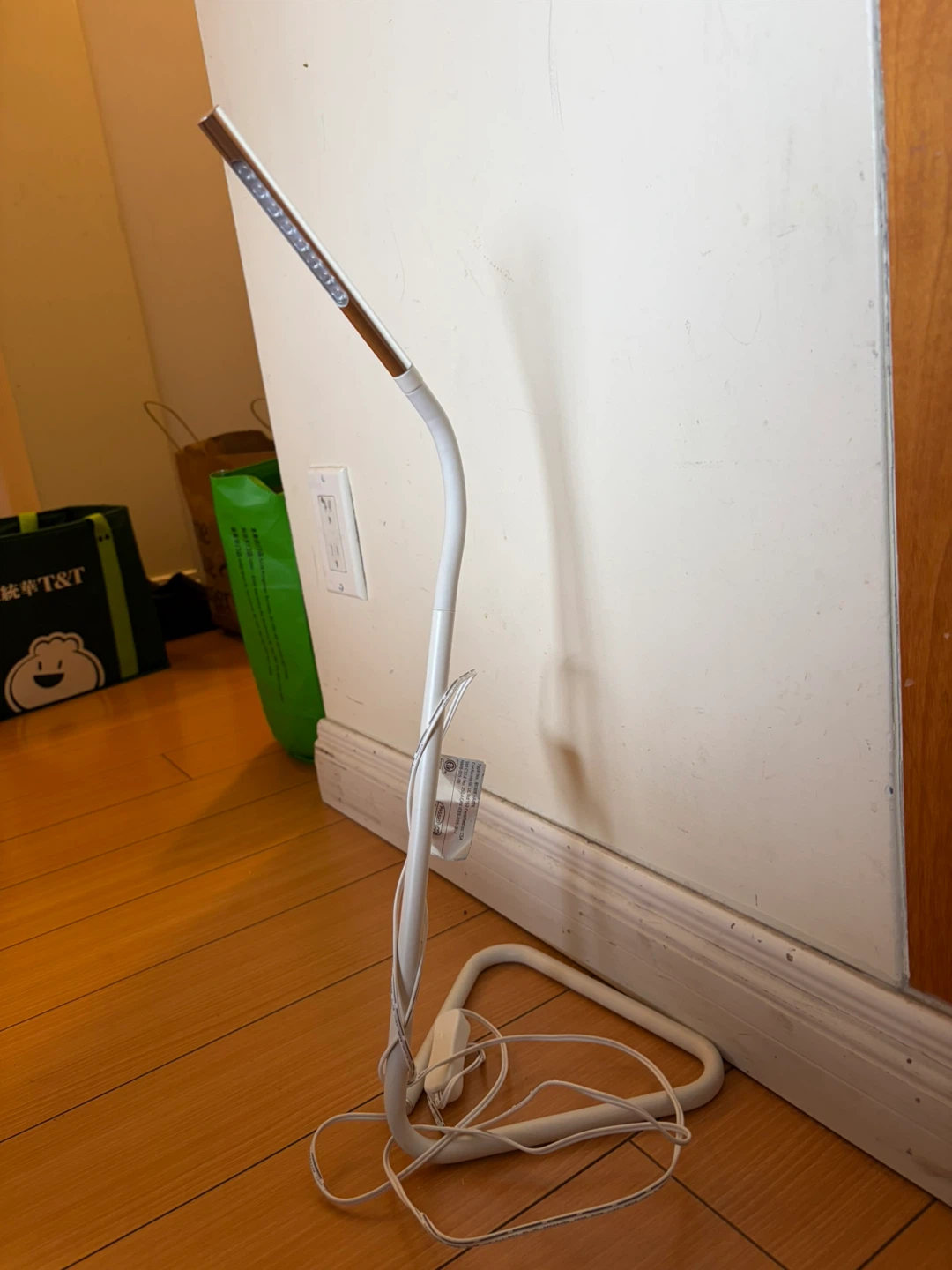 White LED Desk Lamp with Flexible Gooseneck - photo 2