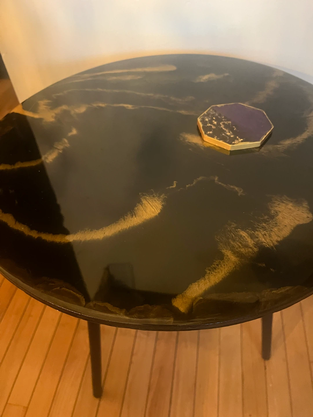 Round Black and Gold Side Table - photo 5