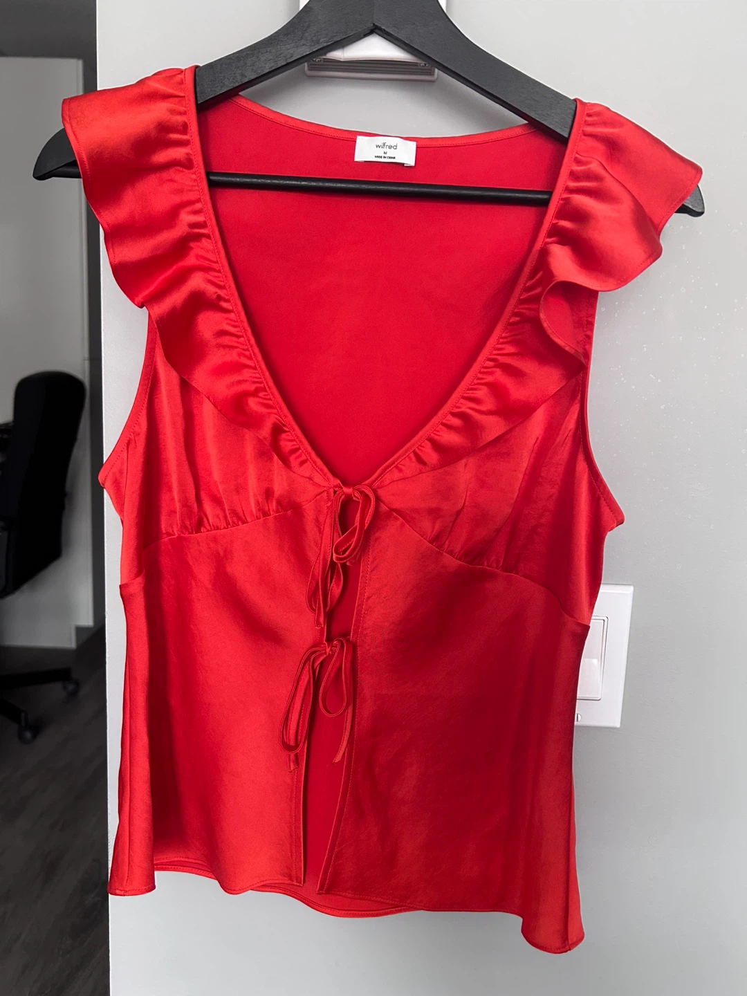 Wilfred Red Tie-Front Ruffle Top Size M