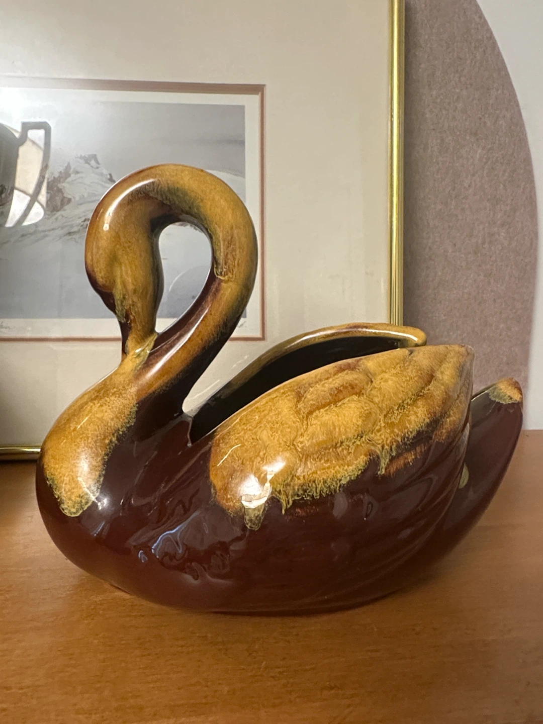 Vintage Blue Mountain Pottery Swan Planter - photo 3
