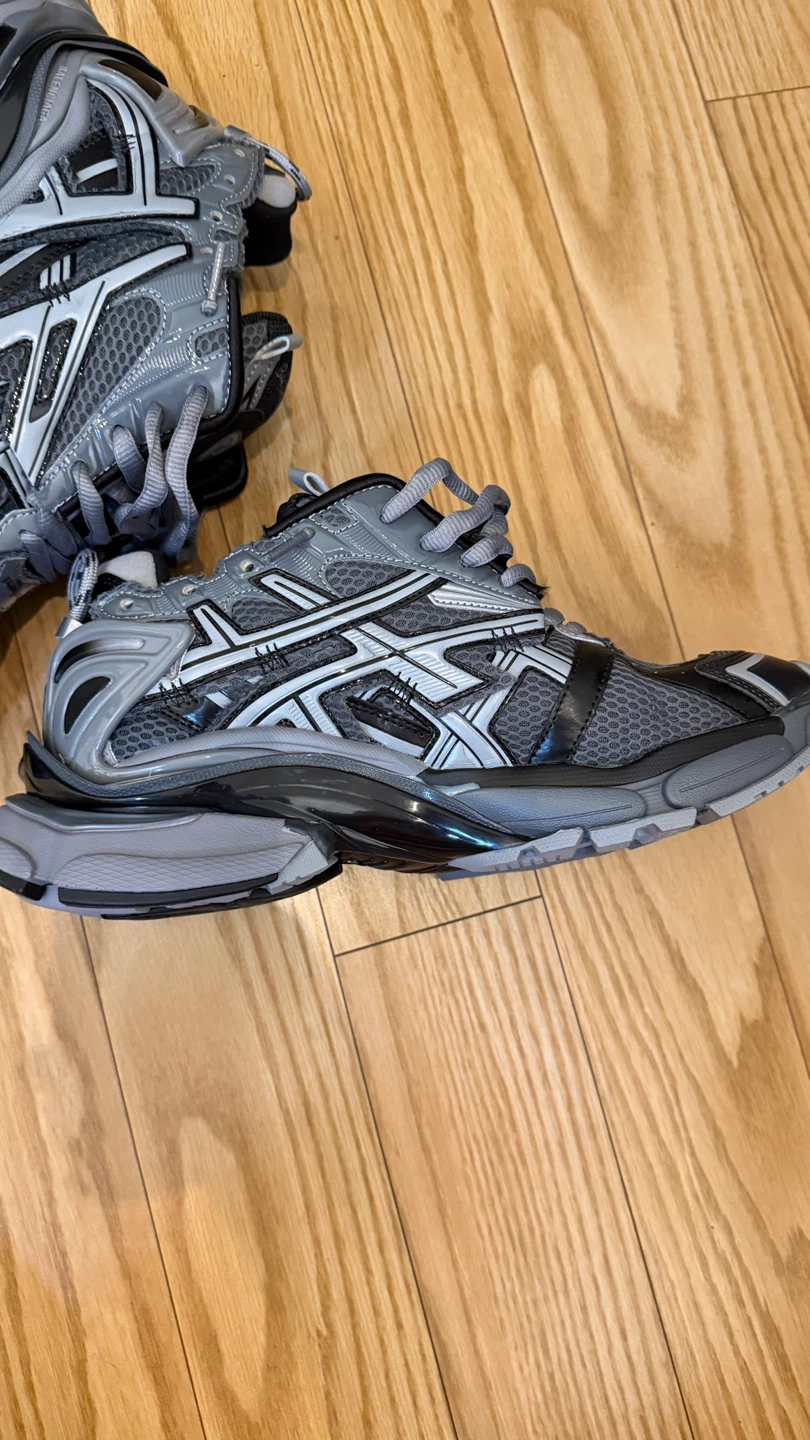Balenciaga Runner Sneakers - photo 3