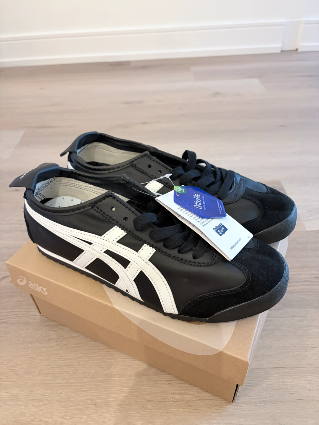Onitsuka Tiger Mexico 66 Sneakers