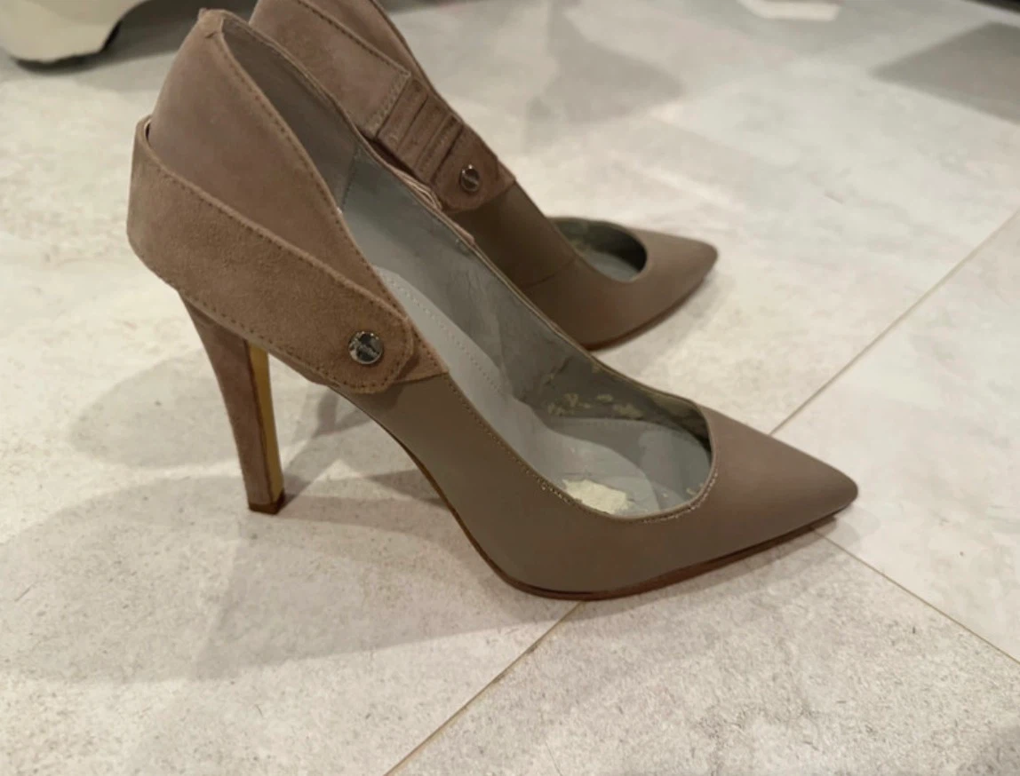 Calvin Klein Taupe Pointed-Toe Heels (Fits Size 8)