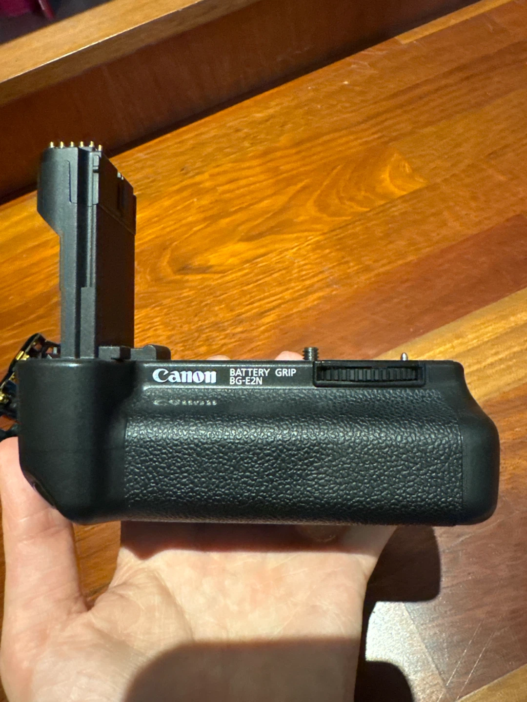 Canon Battery Grip BG-E2N with BGM-E2 Magazine - photo 2