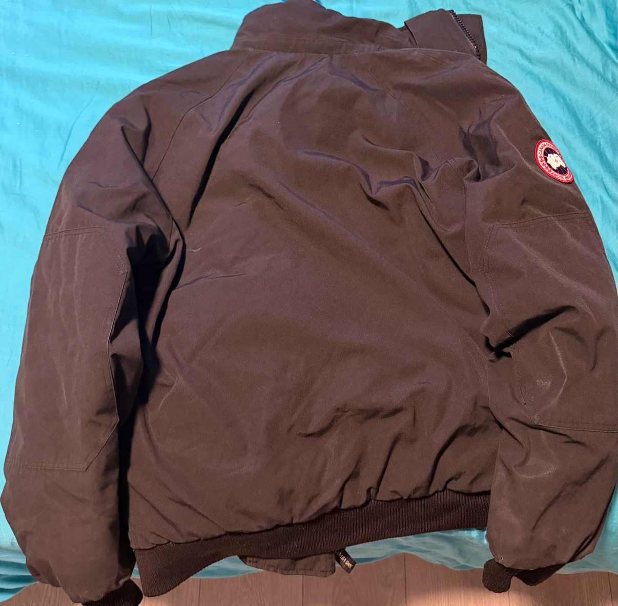 Canada Goose Bomber Jacket - photo 3