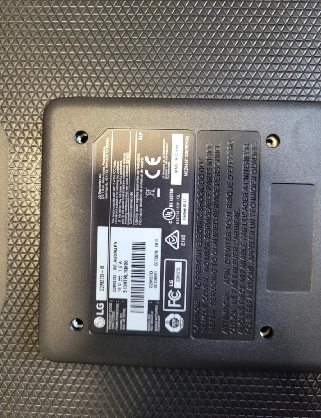 LG 22M37D Computer Monitor - photo 2