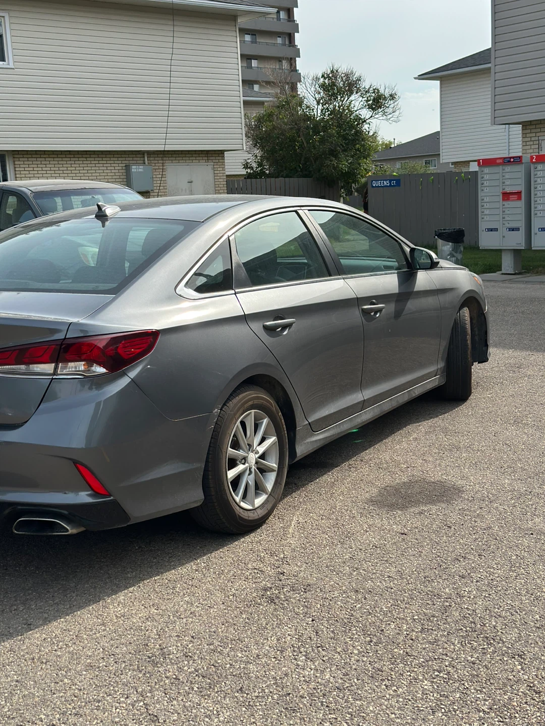 2018 Hyundai Sonata Grey Sedan SE - photo 4