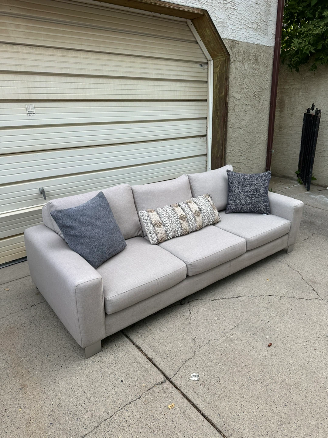 Urban Barn Tribeca Custom Sofa – Light Grey – Made in Canada - photo 3
